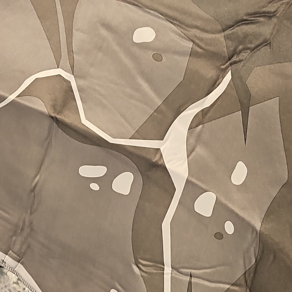 Costumes - Picture 11 of 11